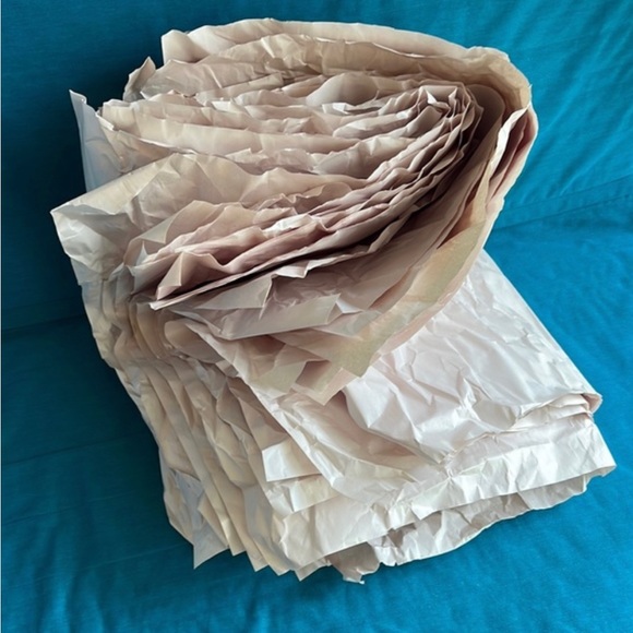 Packing Paper 30 Sheets (25.75" x 32") - Picture 1 of 1